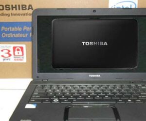 laptop Toshiba Lemot